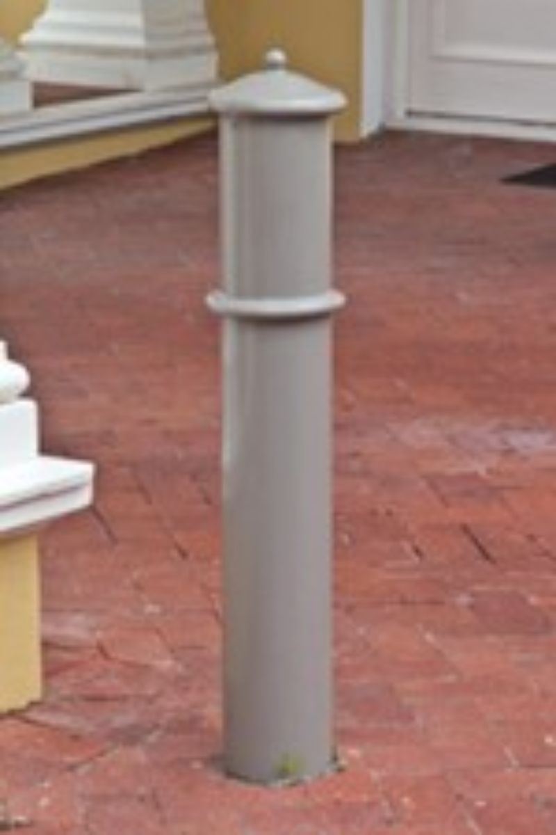 bollards-cannon-min