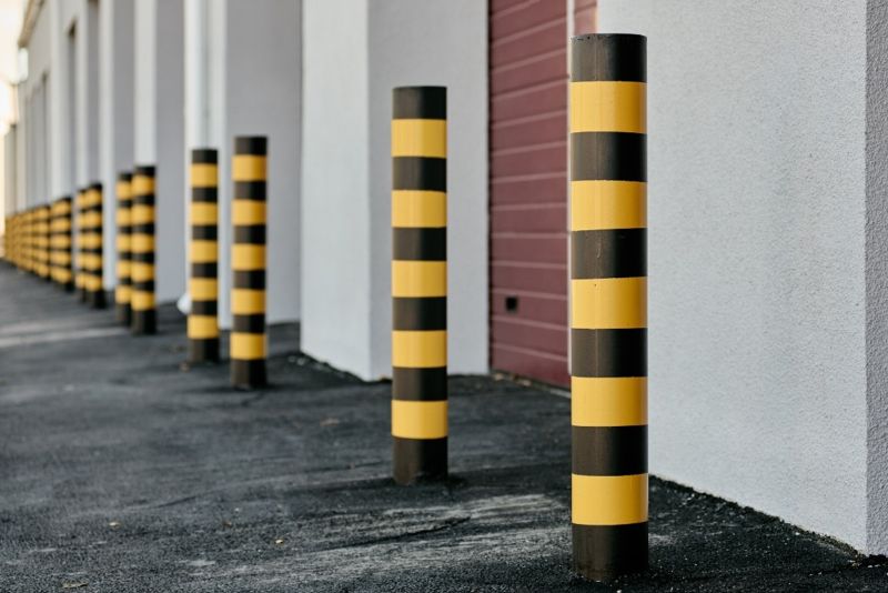 bollards-building-protection-min