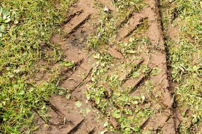 concrete-bollards-destroyed-verge-min