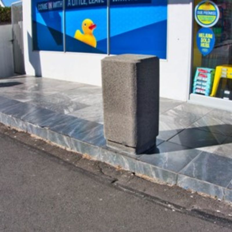 tapered-bollards-bastian-concrete-bollard-min