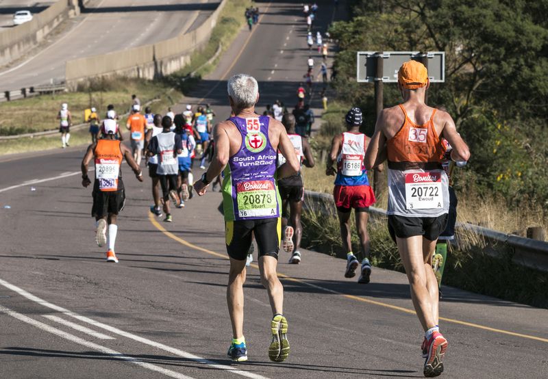 bollards-comrades-marathon-south-africa-93804138-min