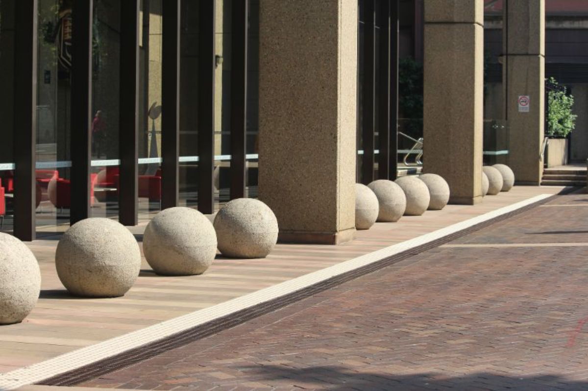 Bollards_StreetScape_concrete_round_ball_sphere_bollard_urban-min