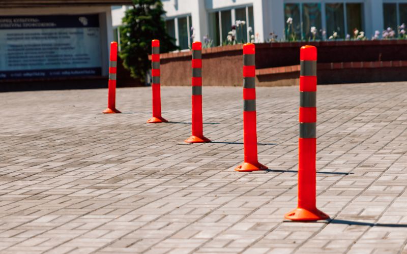 bollards-traffic-bollards-min