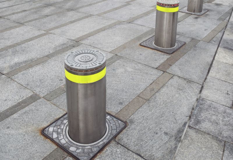 bollard-rising-bollards-min