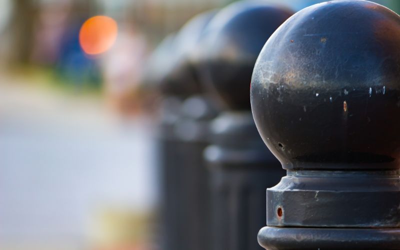 concrete-bollards-bollards-with-round-tops-in-a-park-min