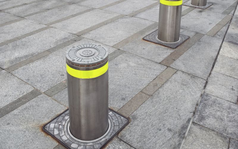 Bollards-rising-bollards--min