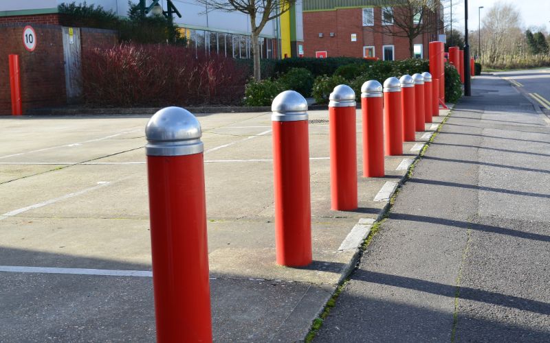 Bollards-security-traffic-bollards--min