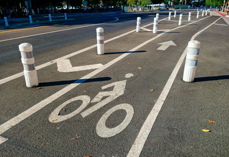 bollards-bike-lane-min